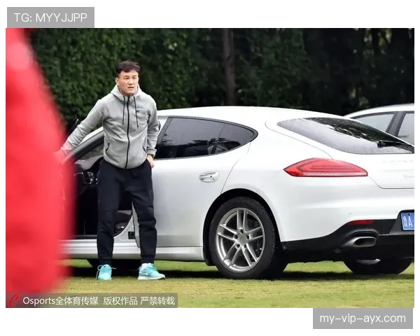 张琳芃训练完直接钻进百万豪车，这反差谁看了不迷糊？
