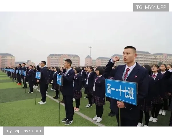马龙私下仪式感太强了，看他出门那阵仗我瞬间知道自己穷到哪儿去